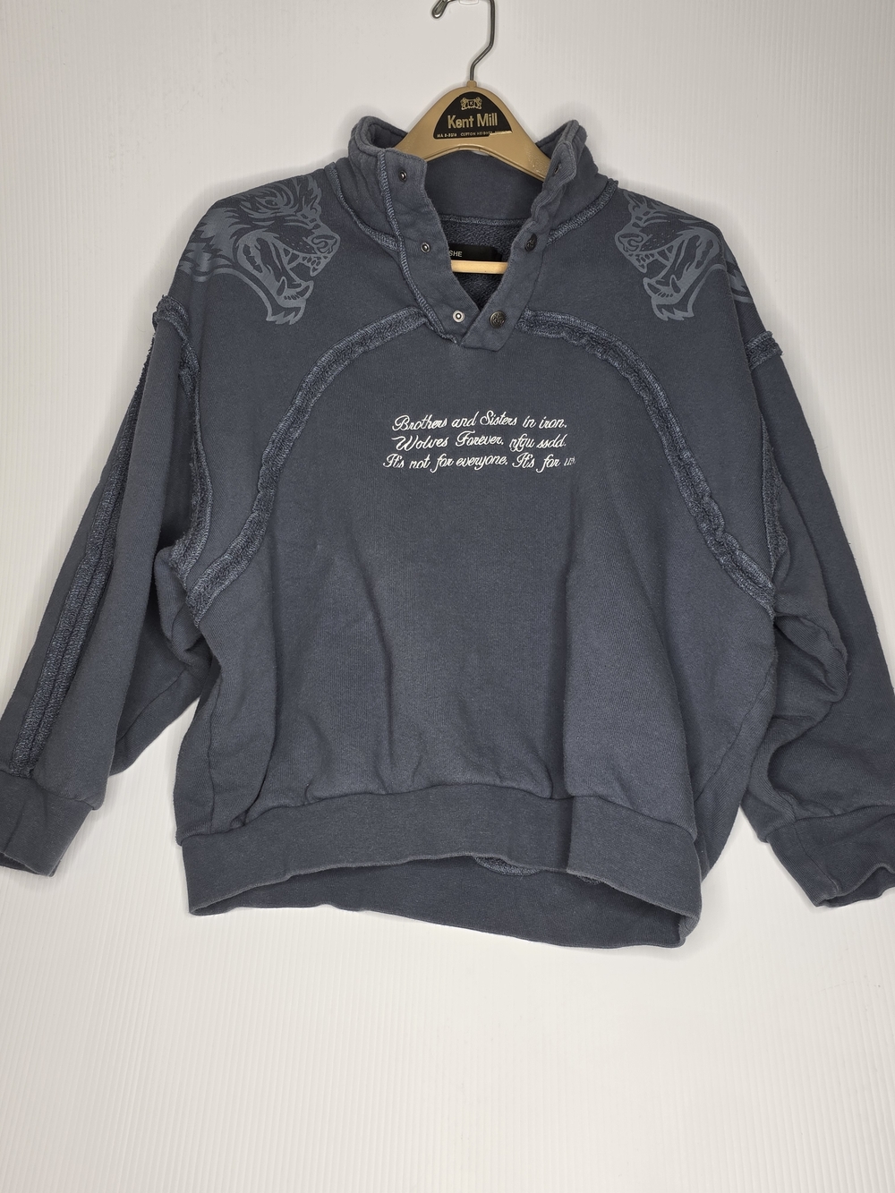 ​SHE Brothers and Sisters in Iron Wolf Sweatshirt Size Medium